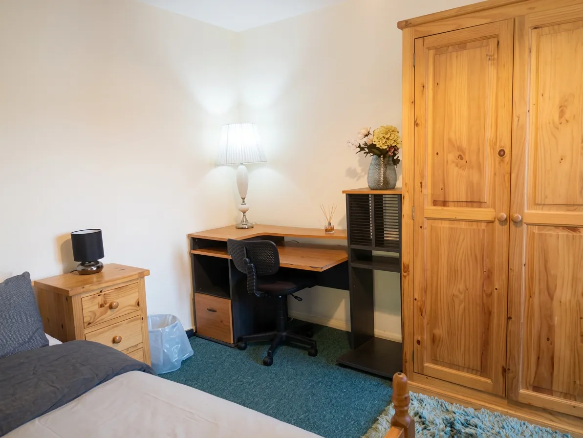 Front Cambridge CB1 Central Room To Rent, Self-Catering, Accommodation, Room To Let 1